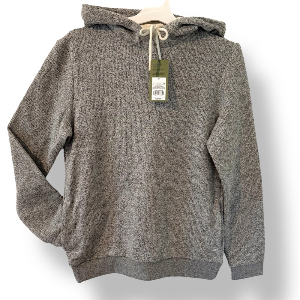 NWT Comfy Cotton Hoodie Sweater With Adjustable Drawstring Size Men’s Small
